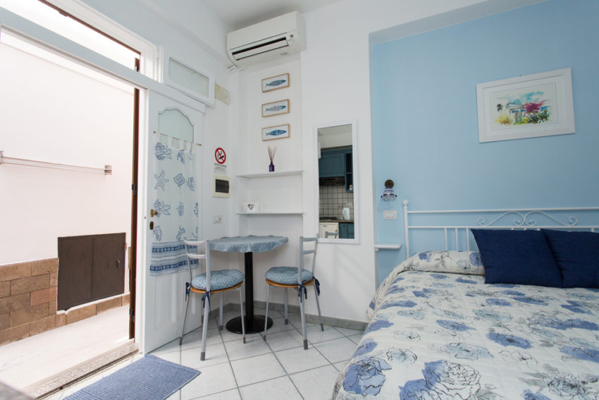 B&B Diana Brown Lipari Eolie